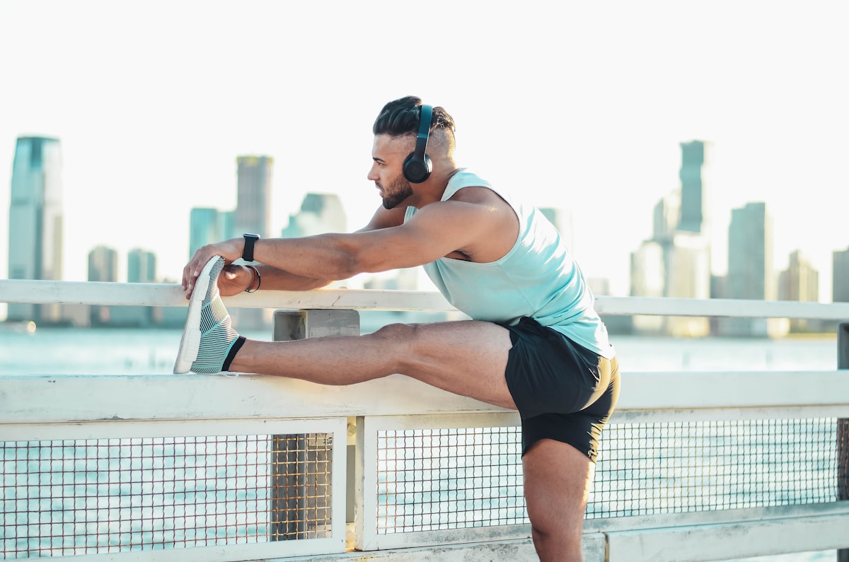 Herbal extracts and plant-based supplements for joints